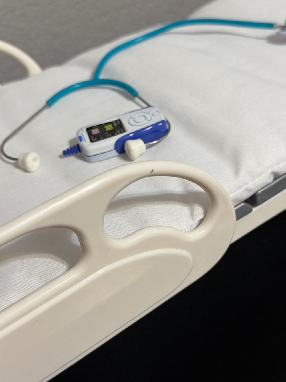 Our Generation Get Well Adjustable Hospital Bed for 18” Dolls with Accessories - Picture 12 of 12